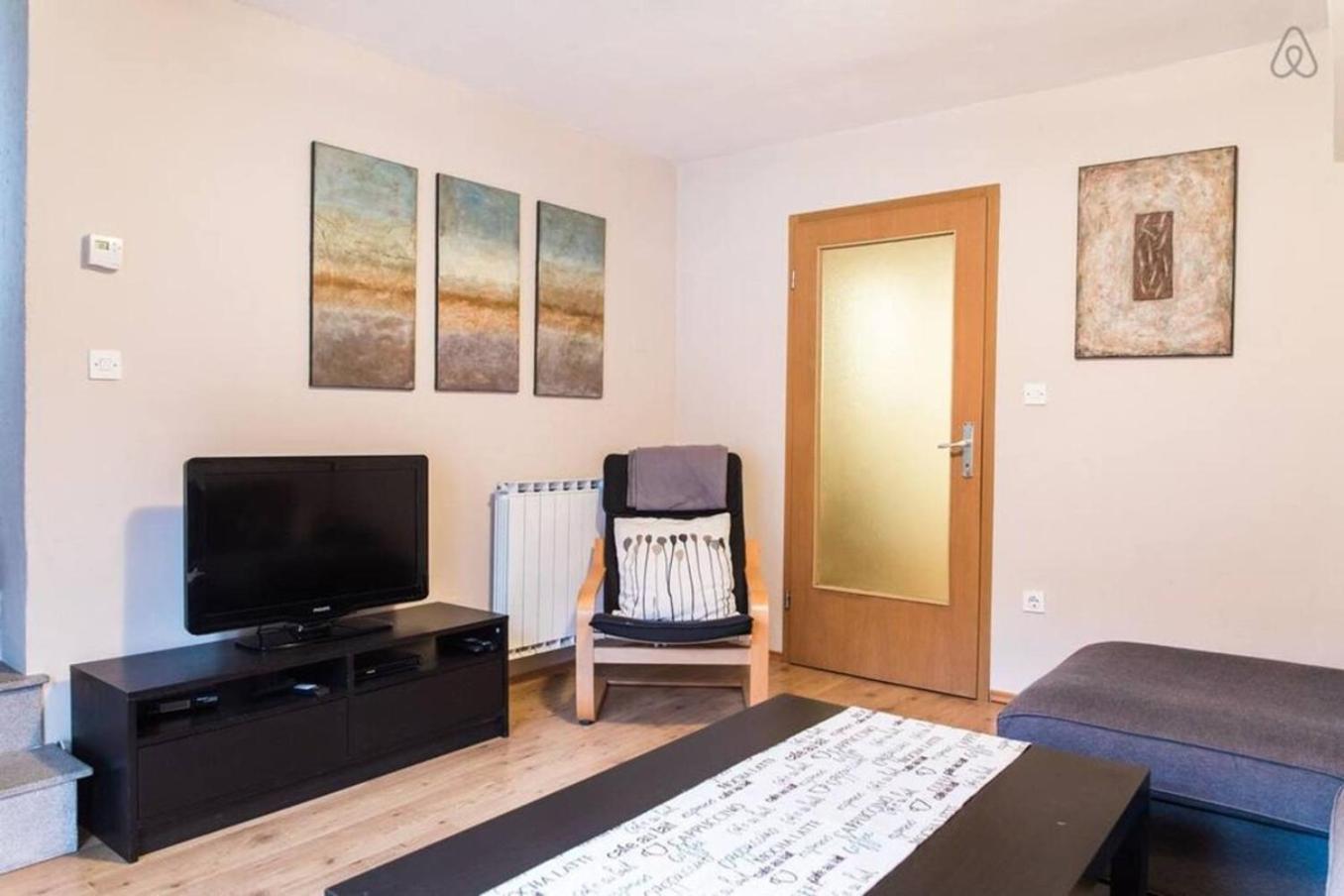 House Maharac With 3 Apartments Till 18 Persons Kamno Exterior foto